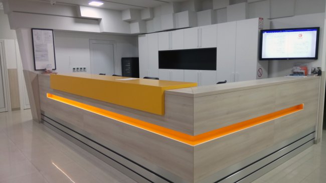 Galerija &dash; srednja medicinska