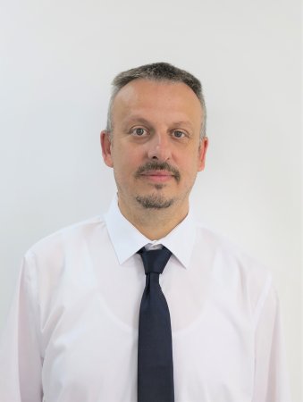 Zoran S.